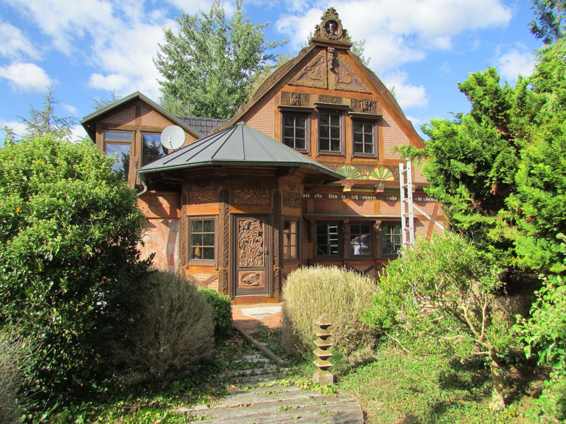 Verkauft: Fachwerkhaus mit Garage und Teich, 39291 Möser